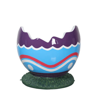 Cracked Egg Photo Op (Violet & Cyan)